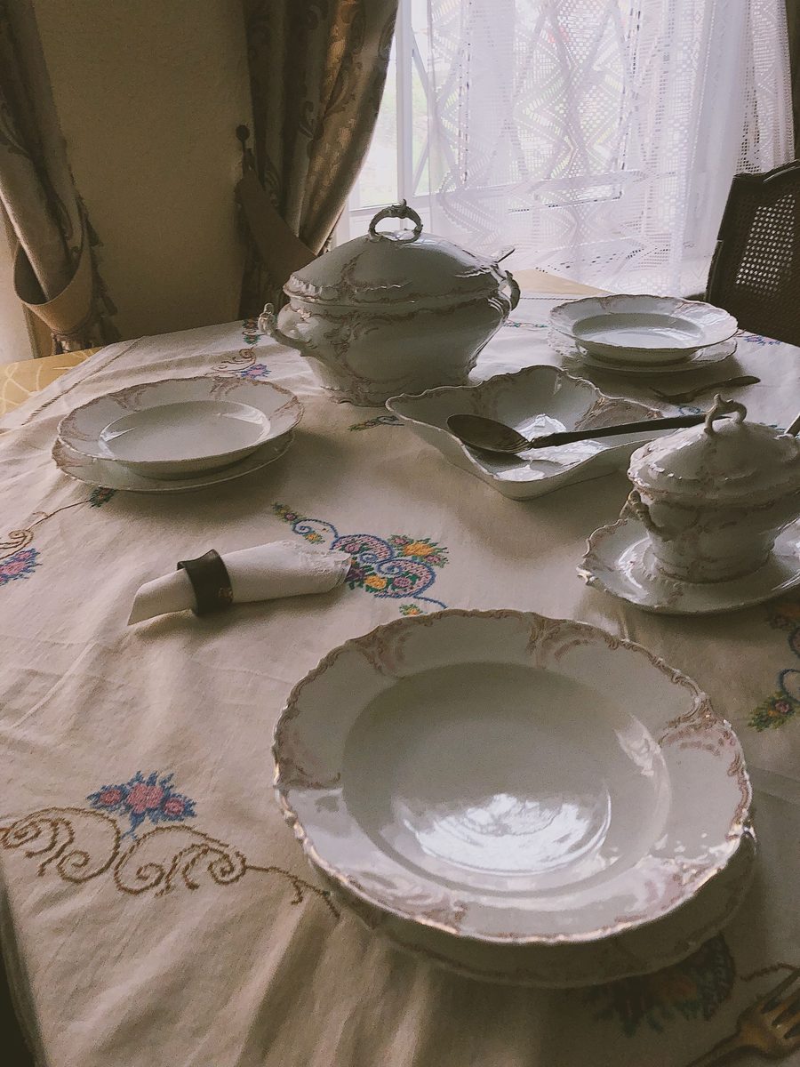 Nappe brodée